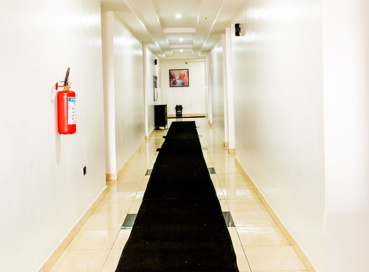 Siro Edge Water Hotel Hall Way