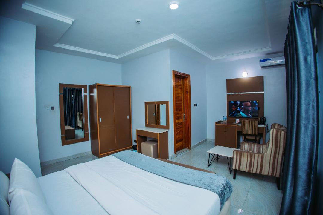 Junior Suite Front Bed View